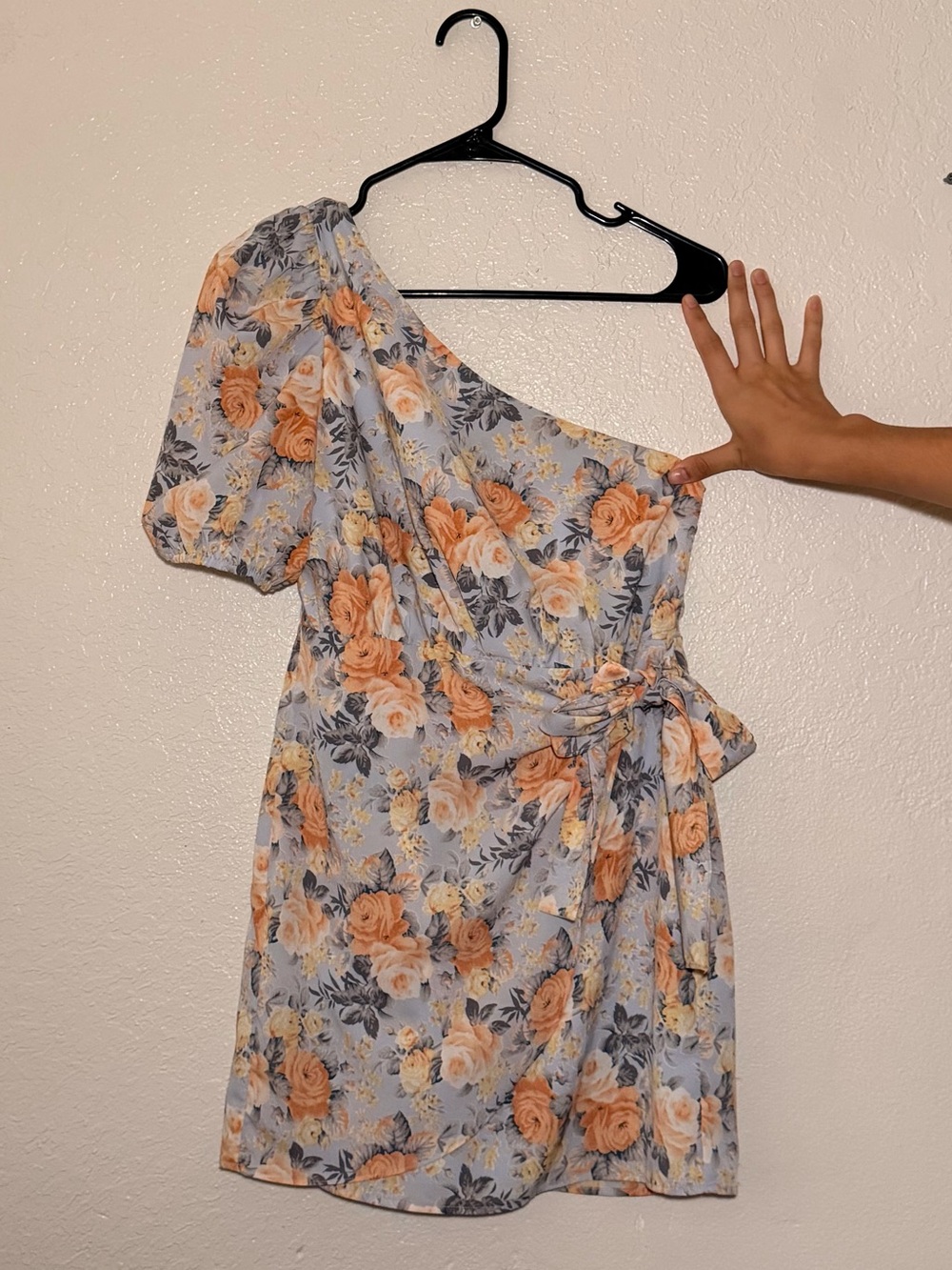 Hello Molly One-Shoulder Floral Dress in Peach and Gray